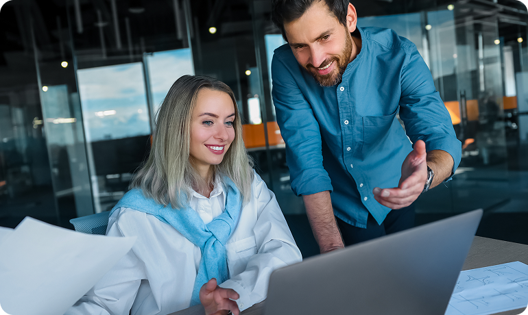Two energy consultants collaborating on energy project